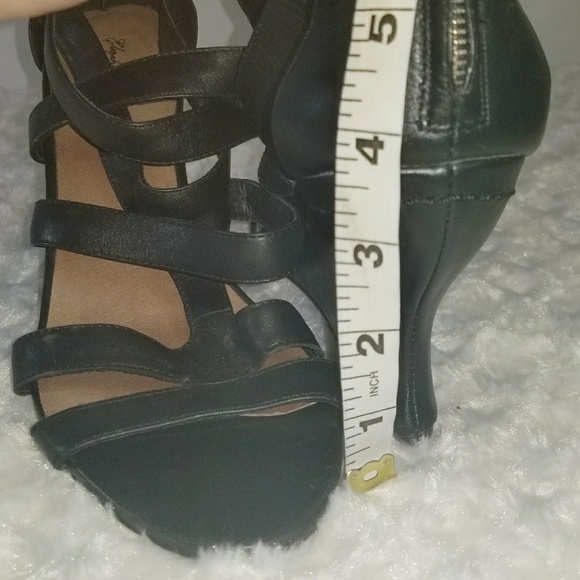 Elizabeth and James Blast Wave Leather Wedges 11B - Picture 5 of 8